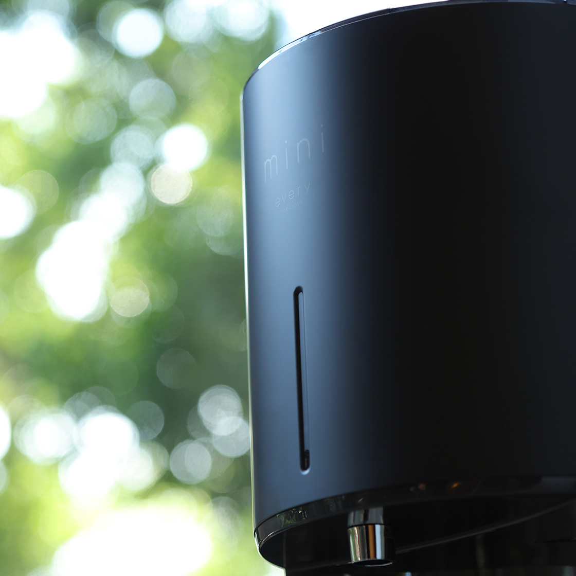 浄水】卓上型の小さなウォーターサーバーevery frecious mini